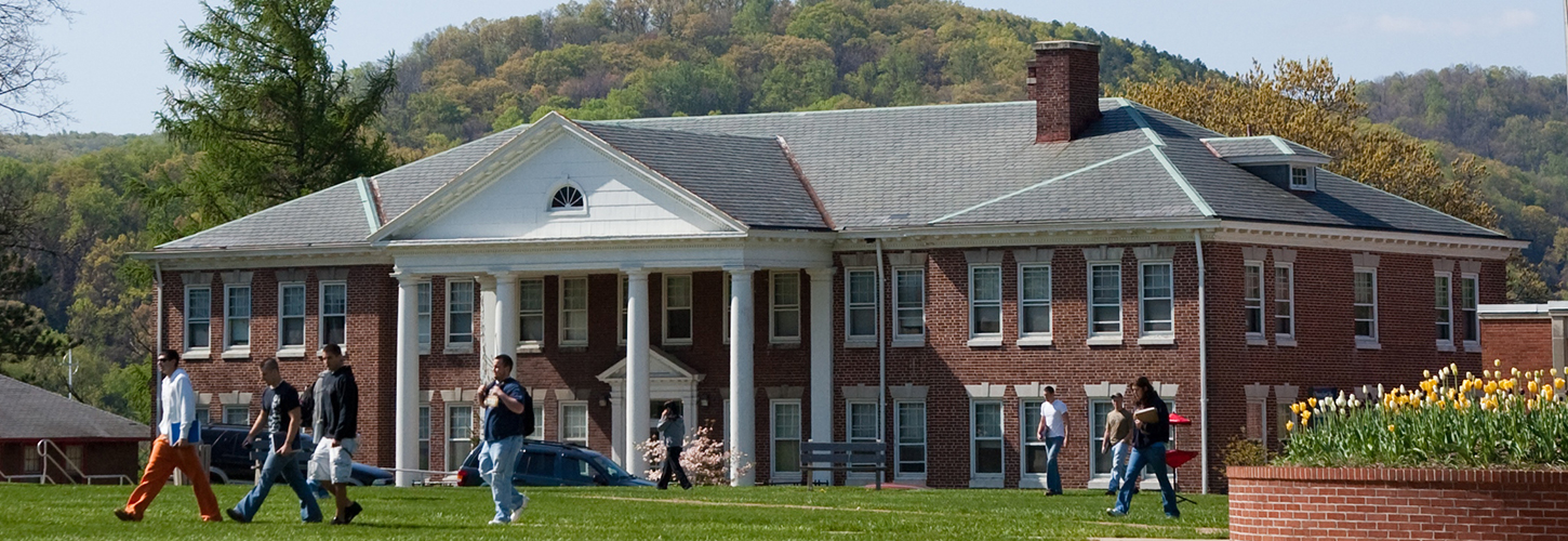 Students walking on the lawn at Potomac State College of WVU